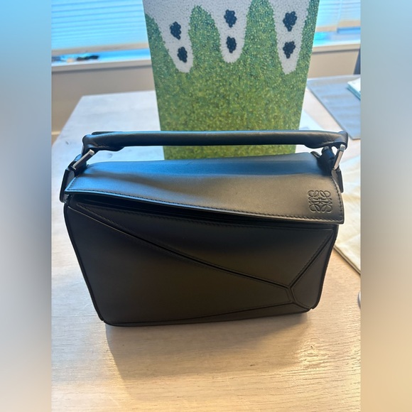 Loewe Black Puzzle Leather Bag - Picture 5 of 7